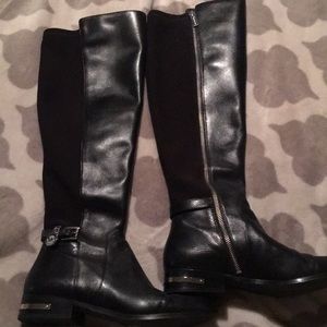 Micheal Kors boots